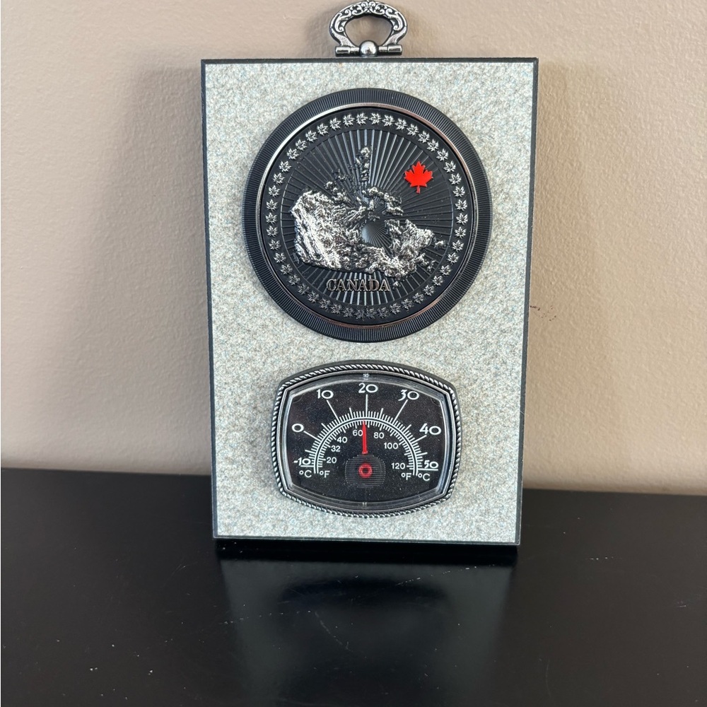 Vintage thermometer Canada souvenir